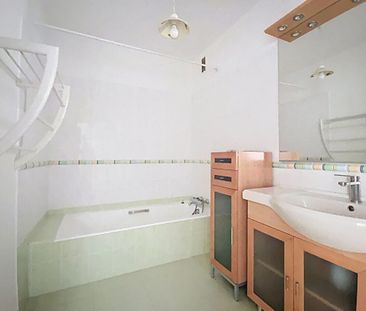 Appartement Marseille 4 pièce(s) 94.36 m2 - Photo 5