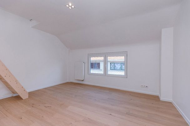 Burgerhuis met ruime tuin op de rand van Mariakerke - Photo 1