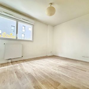 T1 Studio meublé/ Proche Gare - Photo 2