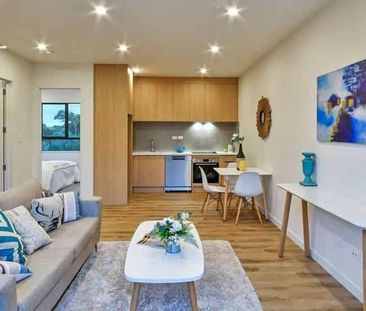 Modern 3-Bedroom 2.5 Bathroom Terrace Home in Central Manurewa - Photo 1