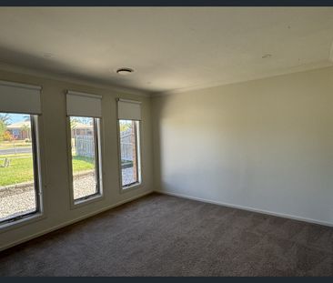 The location you are looking for! - Photo 1