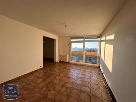 Location Appartement 4 pièces 77m² CHALON SUR SAONE 71100 - Photo 4