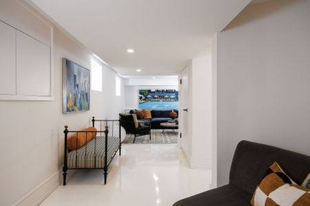 For Lease - 497 Brunswick Avenue, Toronto, Ontario - Photo 2