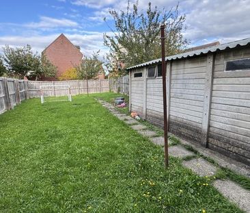 3 bedroom semi-detached house to rent - Photo 2