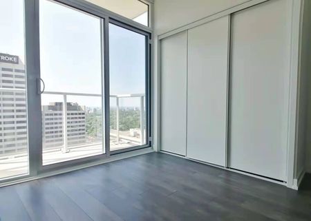 For Lease - 33 Helendale Avenue Unit# 2709, Toronto, Ontario - Photo 3