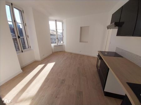 VITRE CENTRE-VILLE, au 2ème étage d'un immeuble totalisant 7 logements, Appartement entièrement... - Photo 5