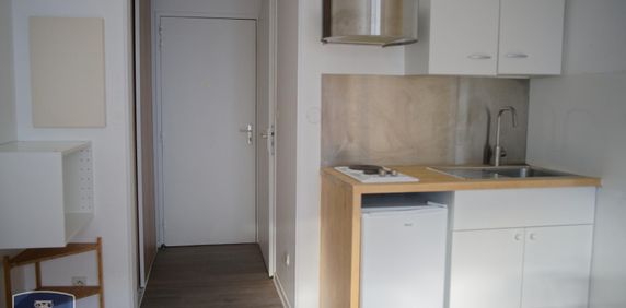Location Appartement 1 pièce 18m² GRENOBLE 38000 - Photo 2
