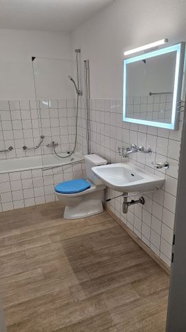 2.5 Zimmer, 64 m², 4. Stock - Photo 5