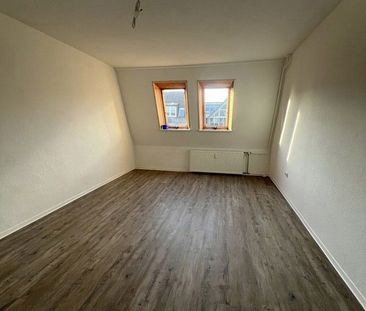 Großzügig sanierte 2-Raum-Wohnung zentraler Lage! - Photo 3