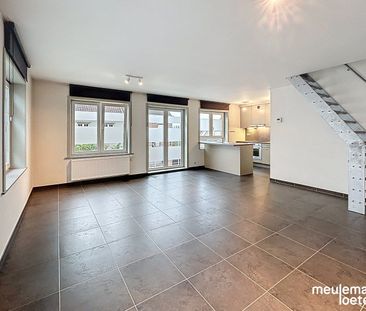 Lichtrijk appartement nabij centrum - Foto 2
