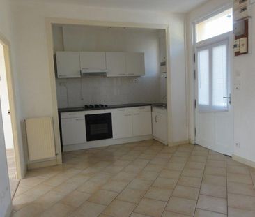 Location Appartement 2 pièces 44m² LE CREUSOT 71200 - Photo 3
