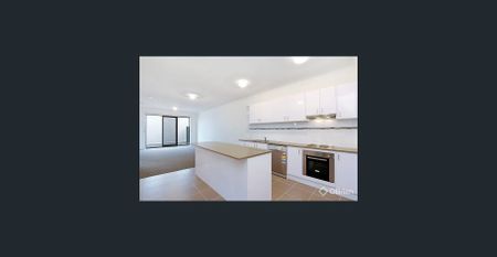 Ground floor with large courtyard - Photo 5