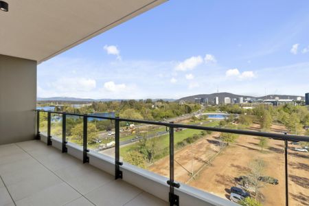 Living At The Griffin - Photo 3