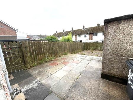 82 Glenkeen Drive, Greenisland, BT38 8XQ - Photo 5