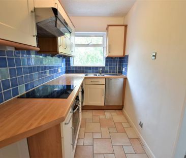 2 bedroom maisonette to rent - Photo 4