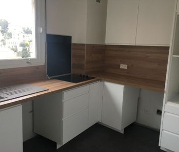 Location Appartement 3 pièces 71m² NICE 06000 - Photo 5