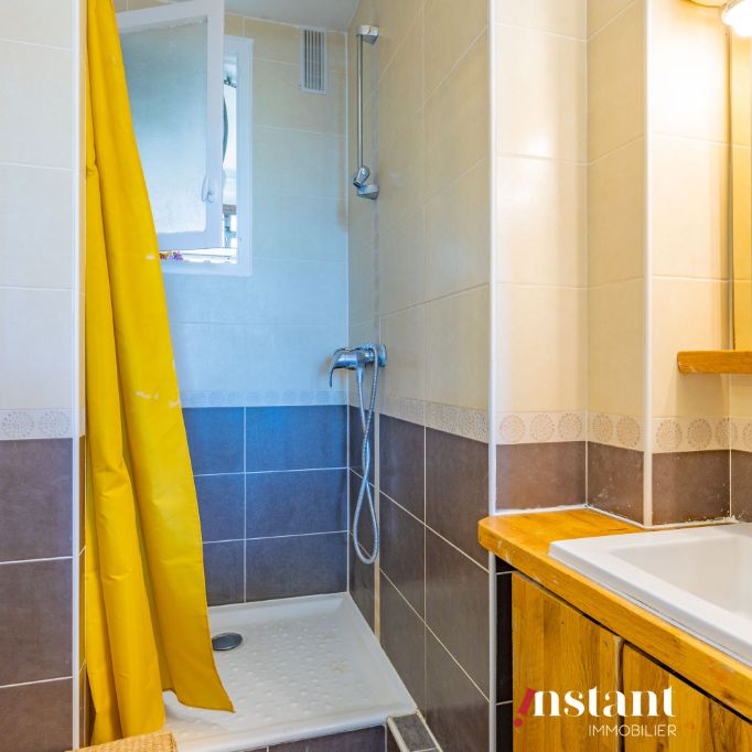 T4 3chambres au pied du métro Gratte Ciel, - Photo 1