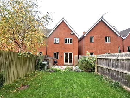 6, Venns Lane, Hereford - Photo 2