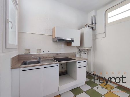 Location Appartement 3 pièces 65m² PERPIGNAN 66000 - Photo 3