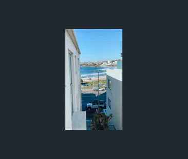 Modern Two Bedroom Top Floor Apartment in Prime Bondi Beach Location - Photo 4