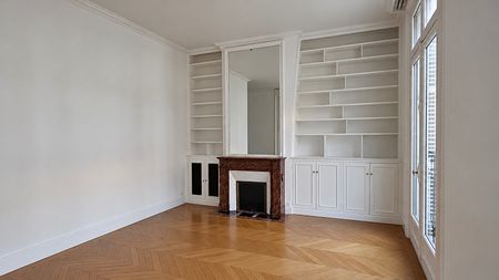 Tout savoir sur cet appartement dans le quartier Legendre-Lévis, à Paris 17ème - Photo 2