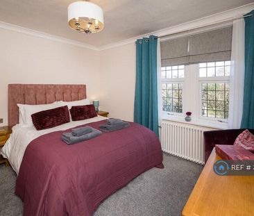3 bedroom terraced house to rent - Photo 2