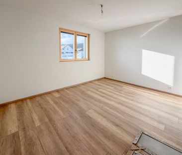 New 2.5-room apartment - 1st floor Beautiful view of the Alps - Photo 3