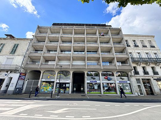 A LOUER APPARTEMENT T2 CENTRE VILLE DE PERIGUEUX - Photo 1