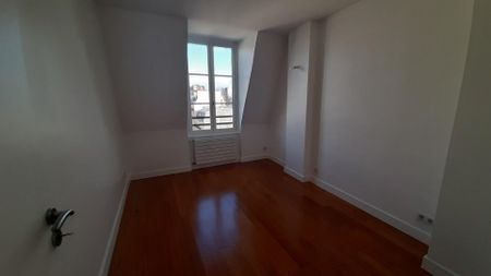 location Appartement T3 DE 94.7m² À PARIS - Photo 5