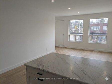 For Lease - 272 Lakeshore Road Unit# Upper, Mississauga, Ontario - Photo 3