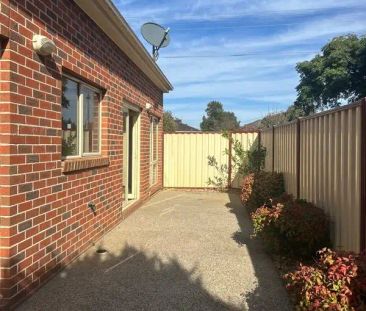 “Stylish 3-Bedroom Townhouse in Prime Central Werribee Location!” - Photo 1