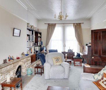 1 bedroom in a house share to rent - Photo 3