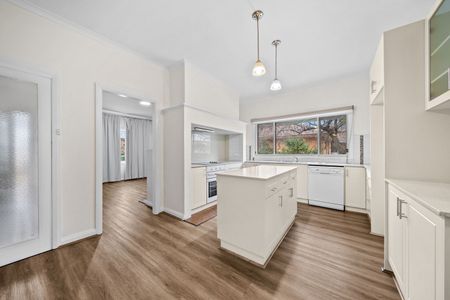 Home For Rent - Photo 3