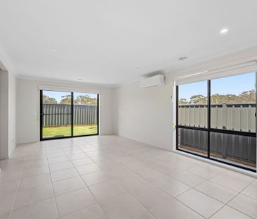 Stylish and Contemporary Living in Huntly - Photo 2