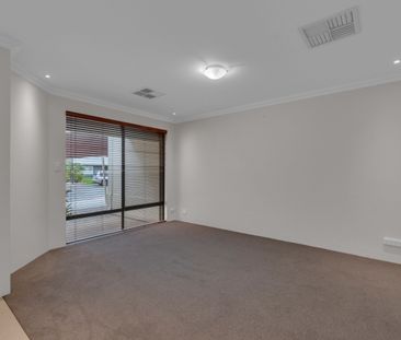 Spacious Four Bedroom Home in Rockingham - Photo 5