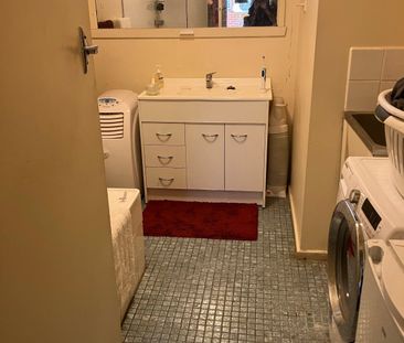 Hampton East - Photo 5