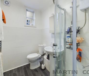 1 bedroom ground floor flat to rent - Photo 3