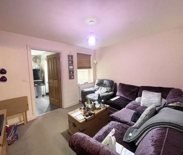 3 bedroom townhouse to rent - Photo 2