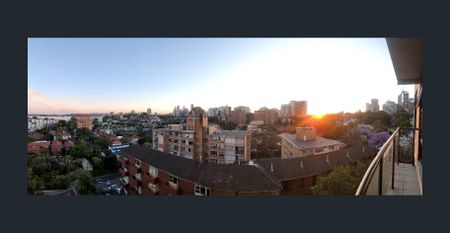 Luxurious Apartment in the Iconic “Holmsdale” Tower - Photo 2