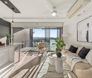 South Brisbane/West End Studio apartment with river and mountain views - Photo 4