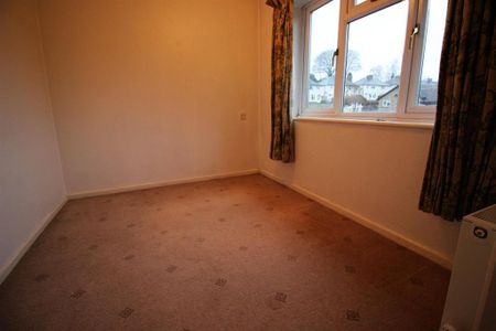 3 bedroom townhouse to rent - Photo 2