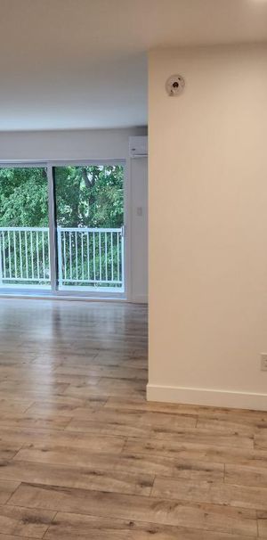 APPARTEMENT **3 ½** avec espace Bureau au coeur de Ste-Foy - Photo 1