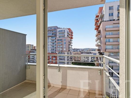 Pronájem bytu 1+kk 34 m2 - Fotografie 1