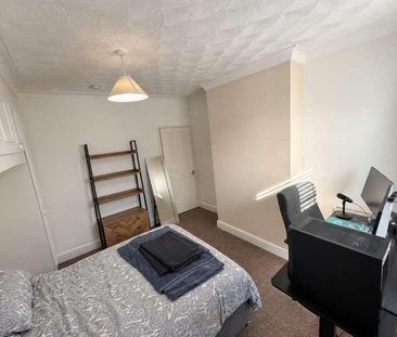 Eldon Terrace, Neston, CH64 - Photo 2