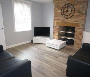 Kemp Road, Winton, BH9 - Photo 1