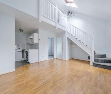 1 bedroom semi-detached house to rent - Photo 2