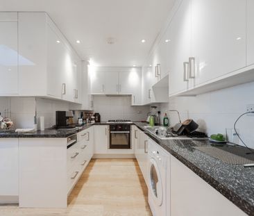 2 Bed Flat, Crowther Avenue, TW8 - Photo 6