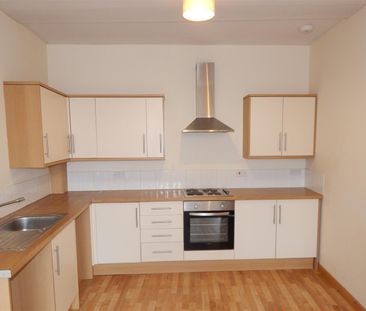 112 High Street, Bromsgrove - Photo 2