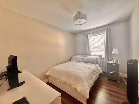 For Lease - 5 PAISLEY Boulevard Unit# 204, Mississauga, Ontario - Photo 5