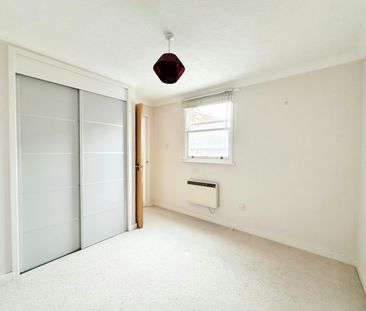 Flat to rent on - Photo 3